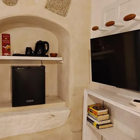 B&B 