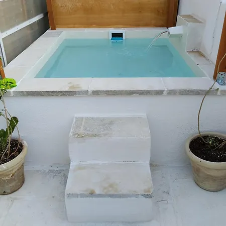 Pulia Dimore Salentine Bed & Breakfast Alessano